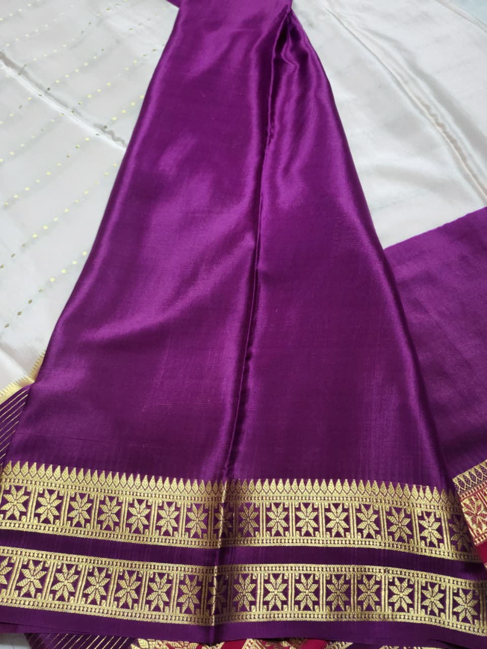 Graceful Cream & Maroon Mysore Silk Saree
