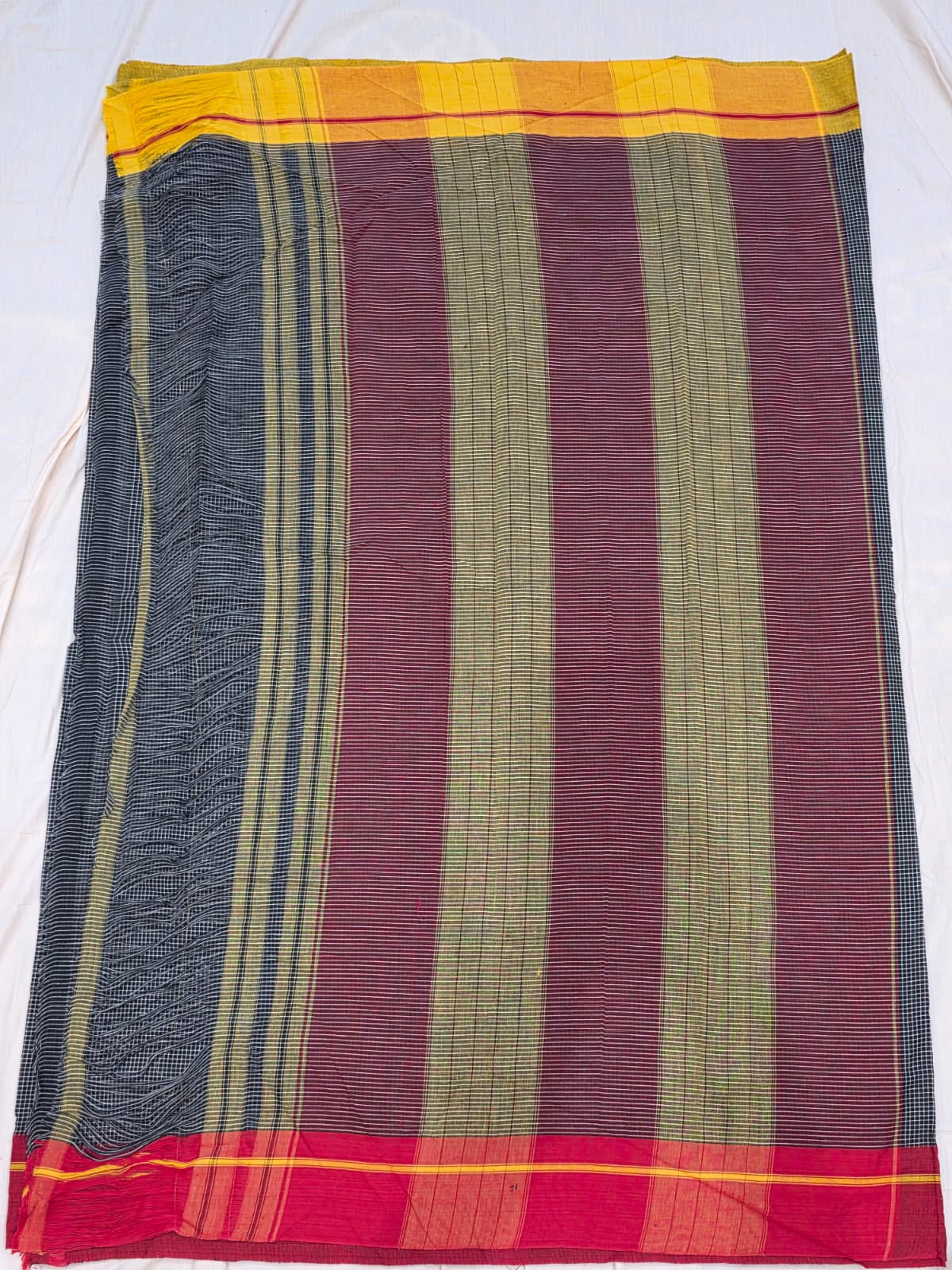 Black-Red Yellow Ilkal handloom Patteda Anchu Saree