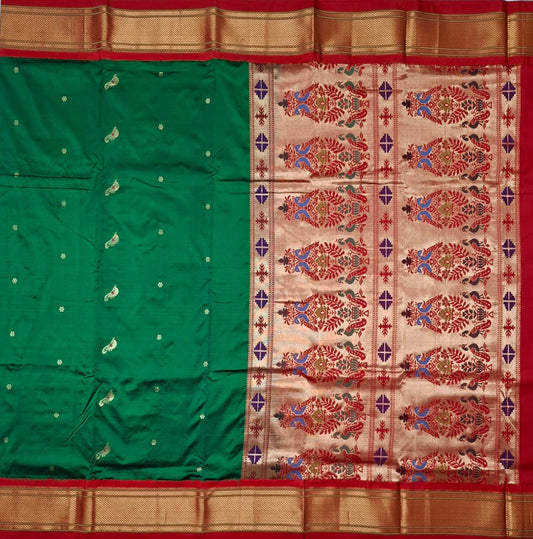 Elegant Green Paithani Silk with Peacock Motifs