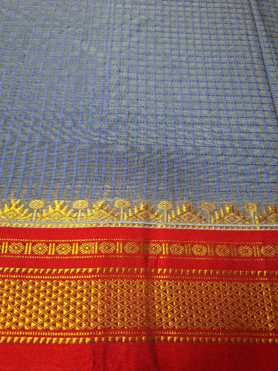 Steel Grey thread chaduranga Ilkal with Gadwal Vermilion Red Border