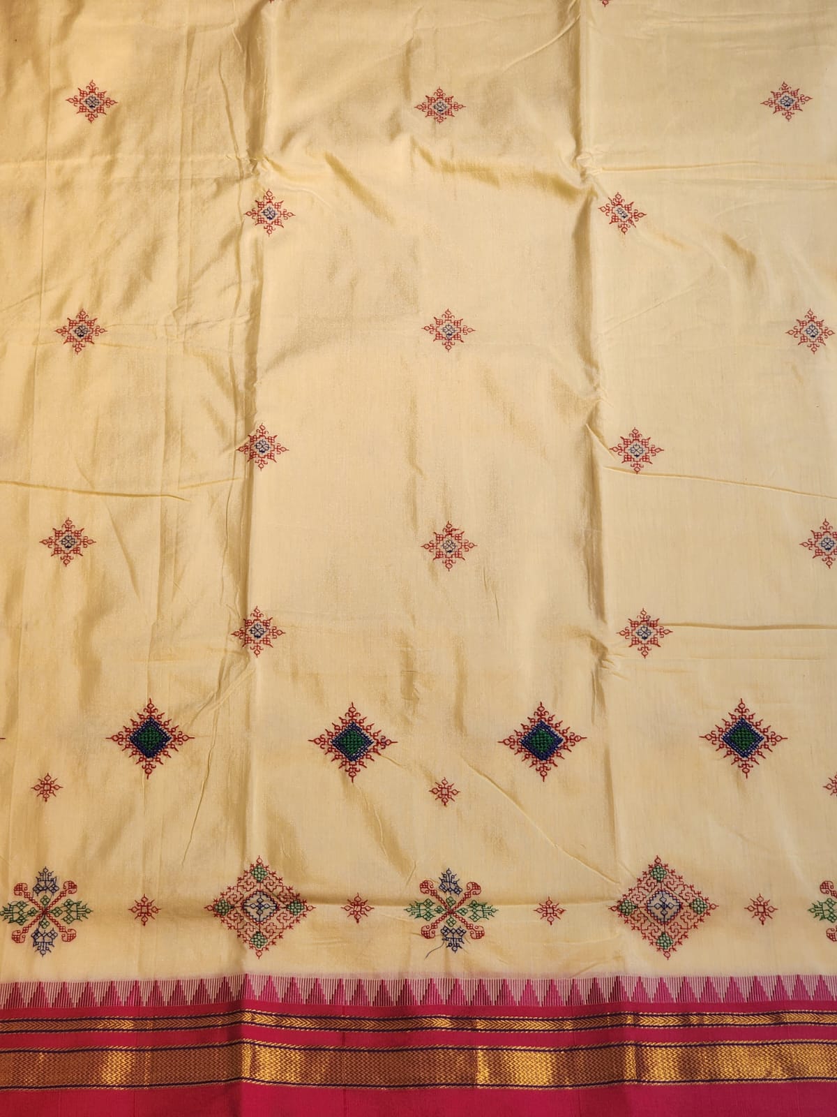 badam Yellow flower Ilkal Kasuti Cotton Saree
