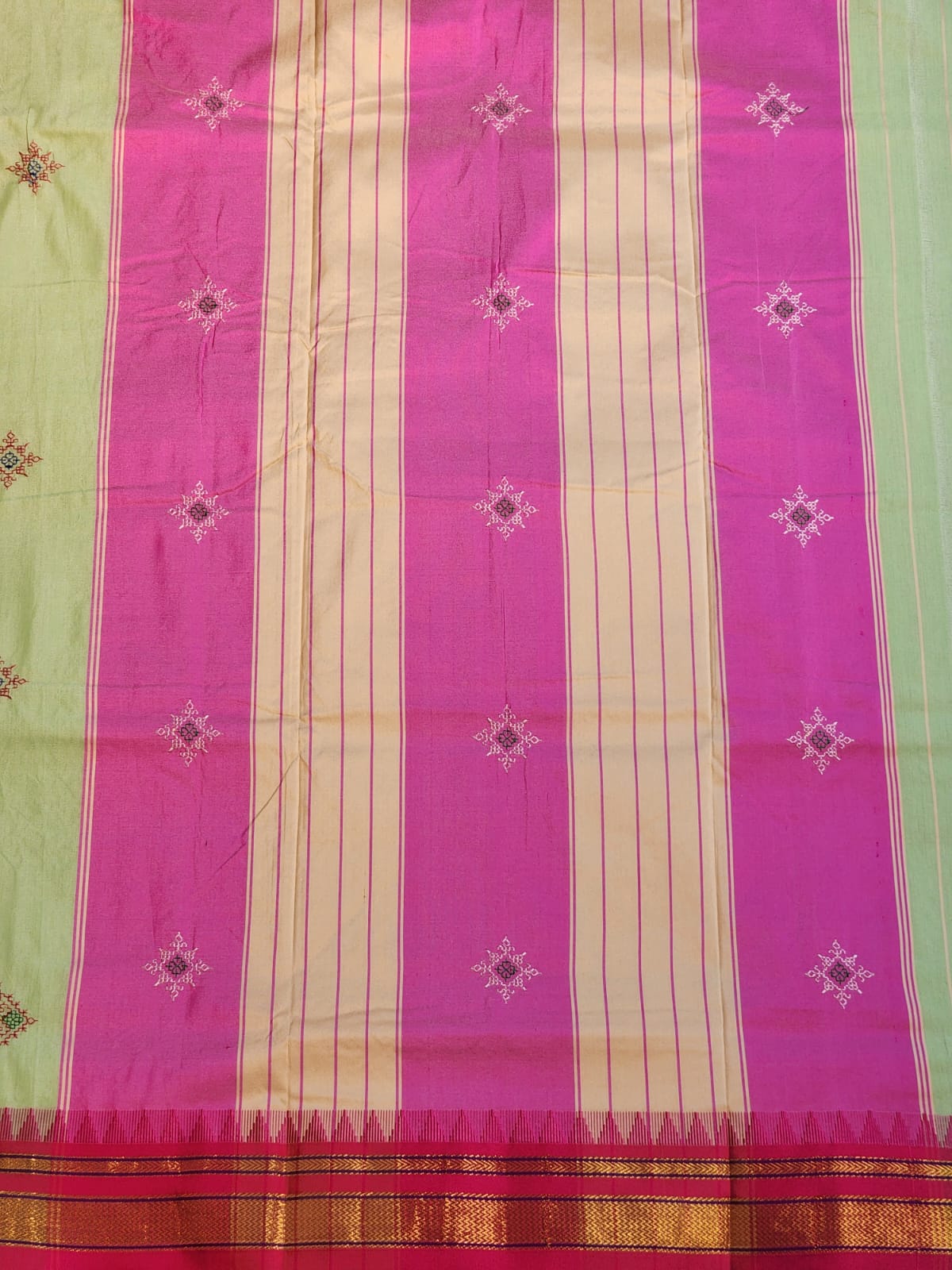 sage green flower Ilkal Kasuti Cotton Saree