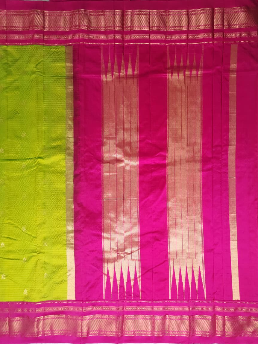 Pink Green Ilkal Silk Saree – small necklace lines butta