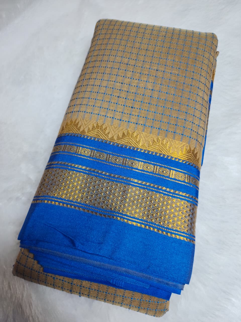 Beige Gold Thana Gadwal Chadurang Checks Ilkal Saree