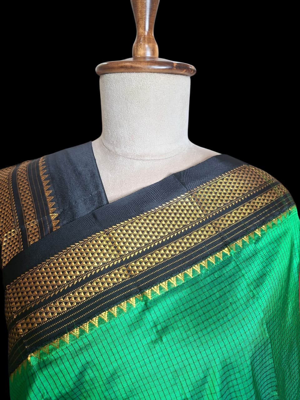 Green-Black Ragavali Checks- Ilkal Silk