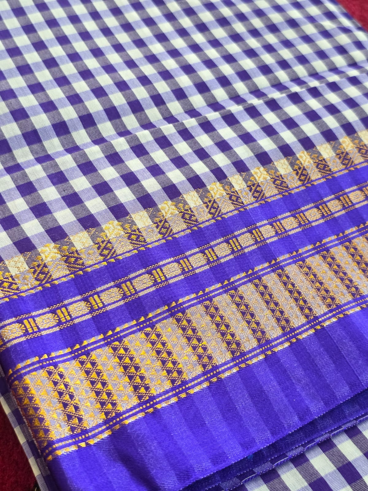 Classic navy blue & White Ilkal Mini Checks Saree