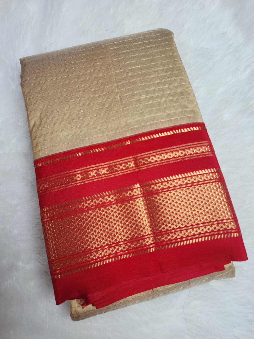 Beige & Red Gadwal Malabar Zari Checks Saree