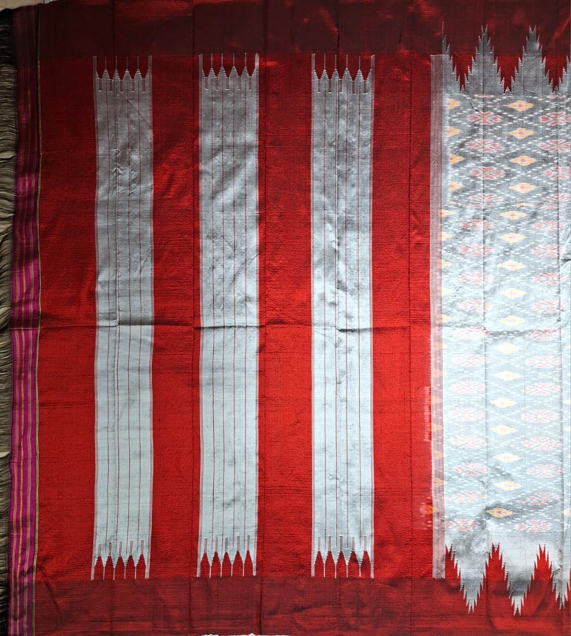 Ash handloom pure silk fusion Ilkal- Ikkat with Maroon Kanchi border