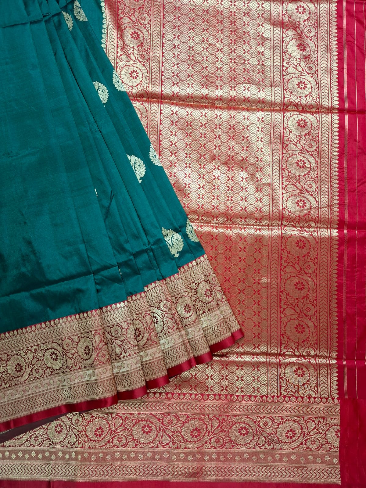 Bottle Green Banarasi Silk Saree with Golden Leaf Motifs