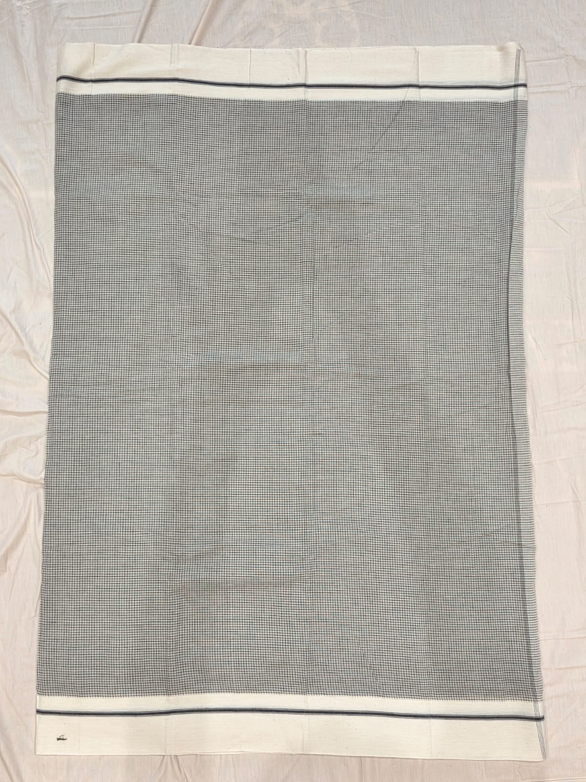 WHITE Ilkal handloom Patteda Anchu Saree