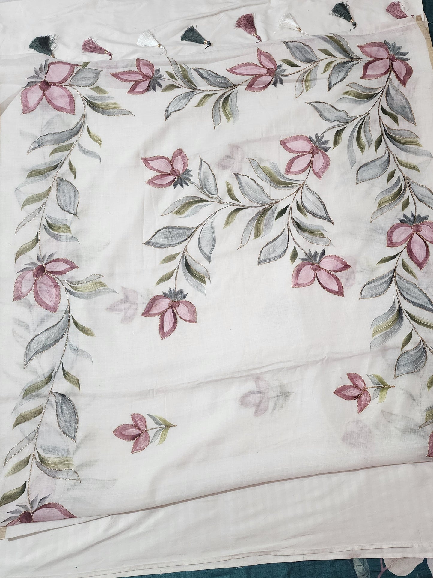 White cotton Aari print 2