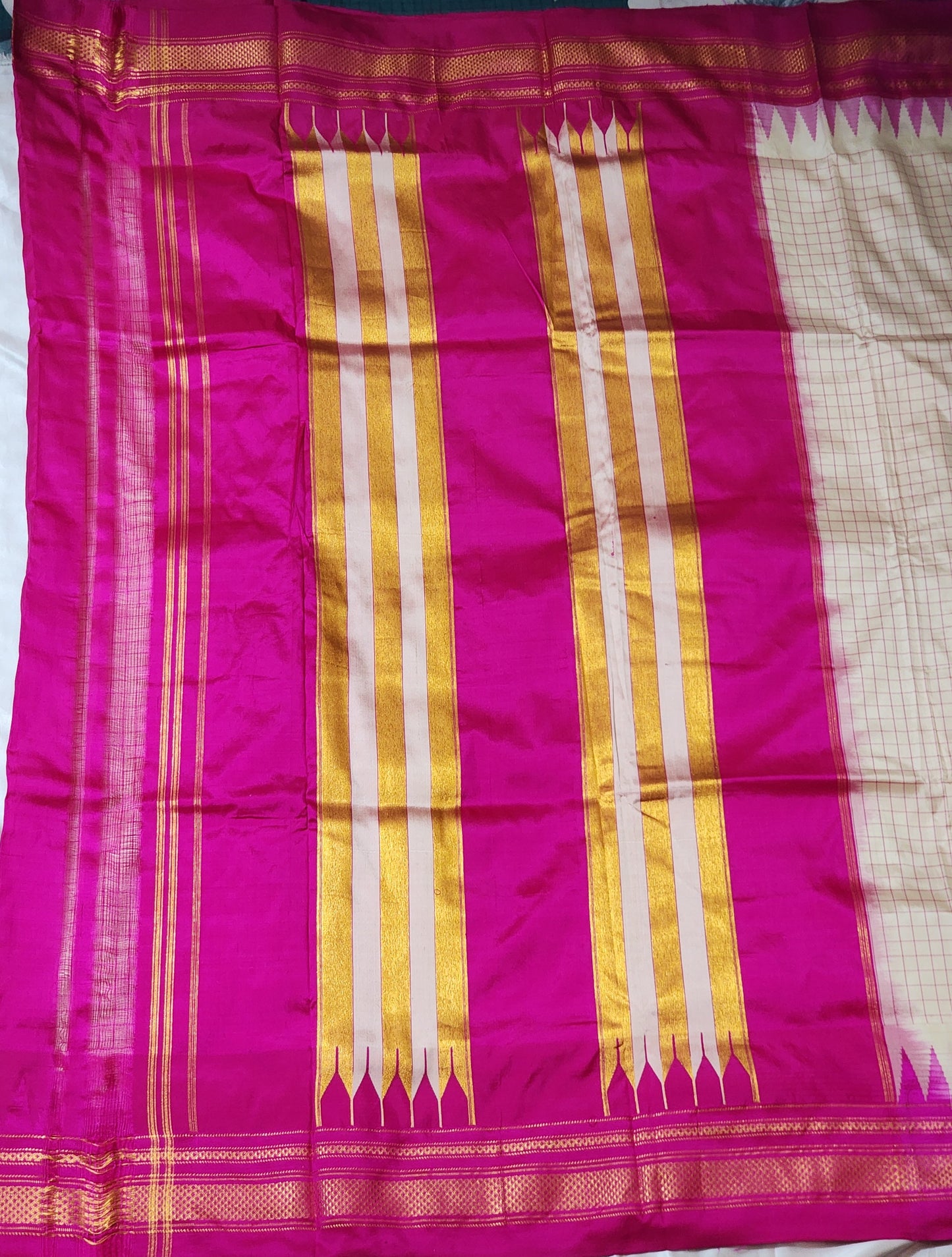 Cream with pink checks Ilkal Cotton Silk Saree