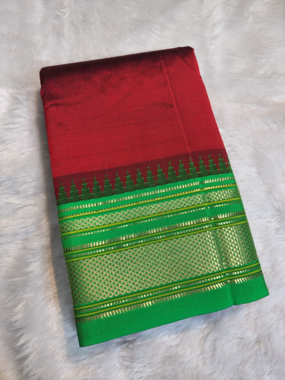 Wine–Maroon Gadwal Ilkal Pure Silk Saree with Small Regular Temple Border