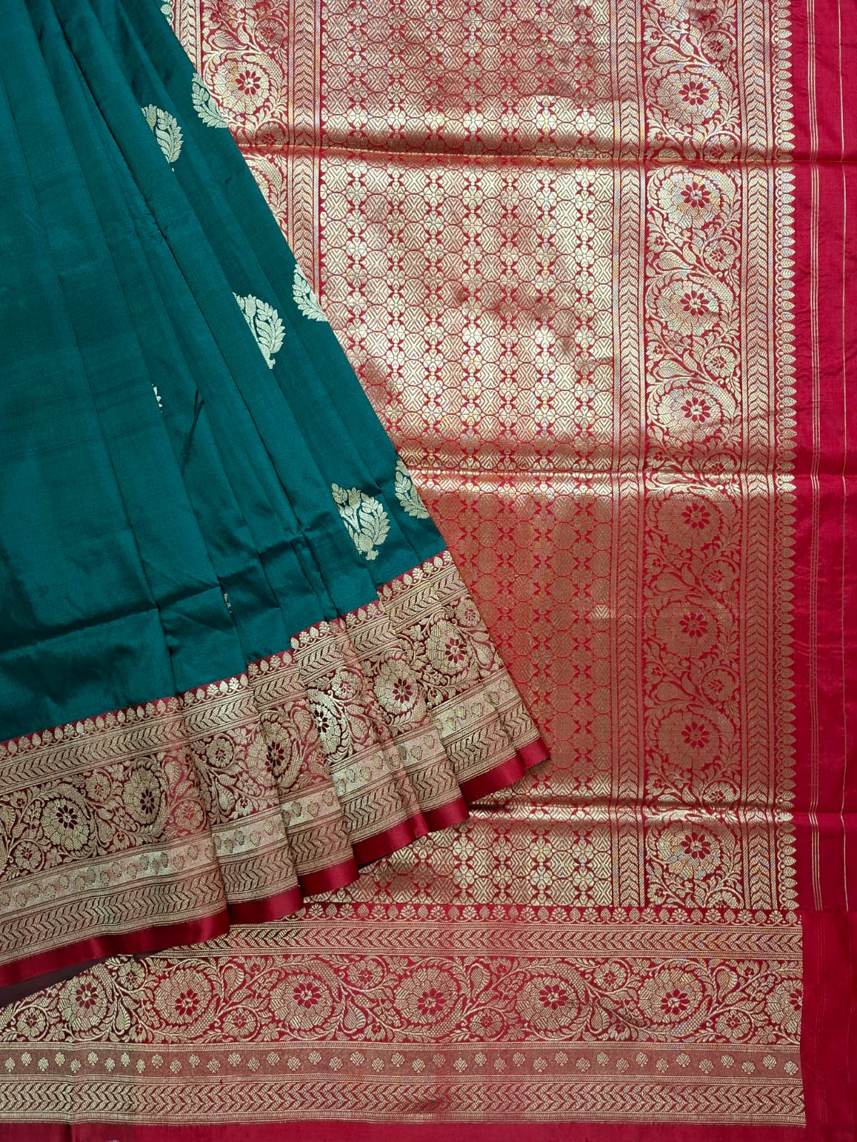 Bottle Green Banarasi Silk Saree with Golden Leaf Motifs