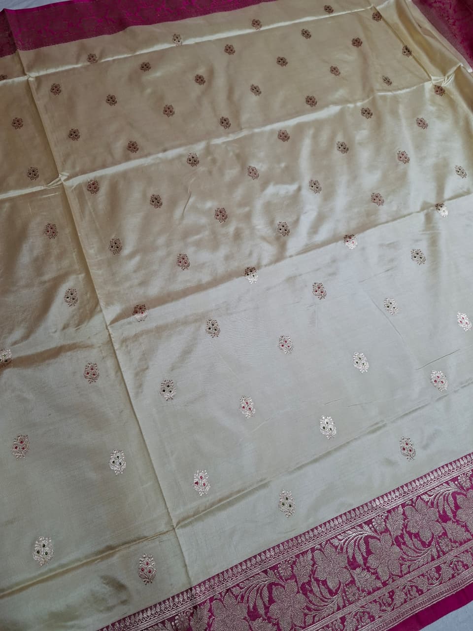 Beige Banarasi Silk Saree with Subtle Golden and Pink Motifs