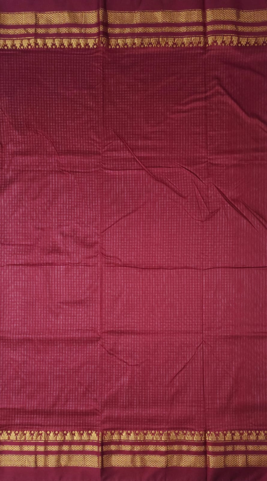 Wine Maroon & off-white Ilkal mini Checks Saree with Rich Pallu
