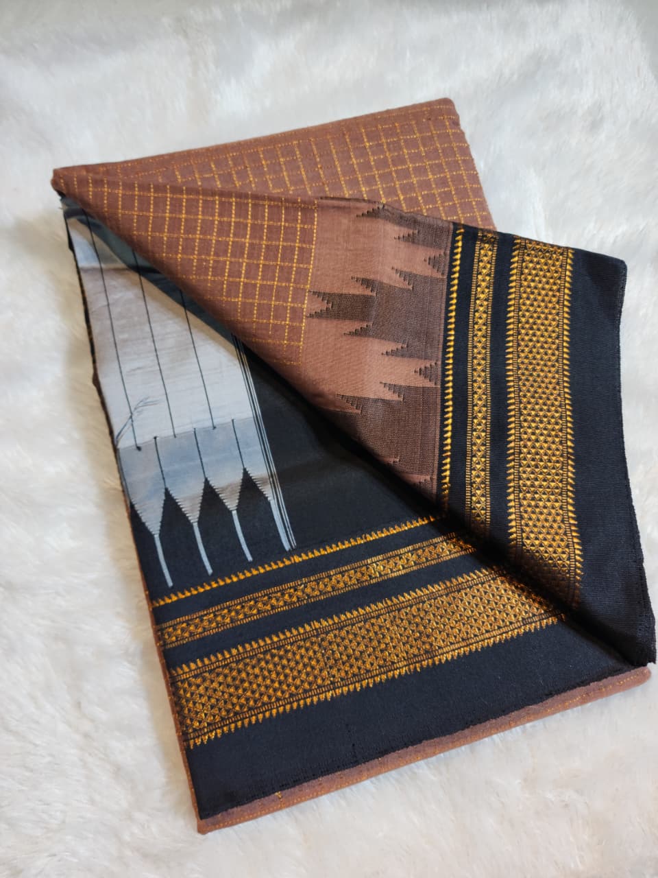Cocoa-Brown Gadwal Chaduranga Ilkal Cotton Saree with Contrast Zari Border & Pallu