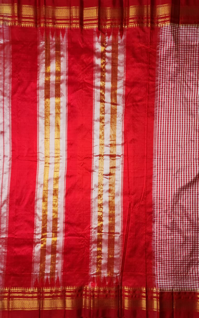 red white Checks Gadwal Ilkal Silk Saree