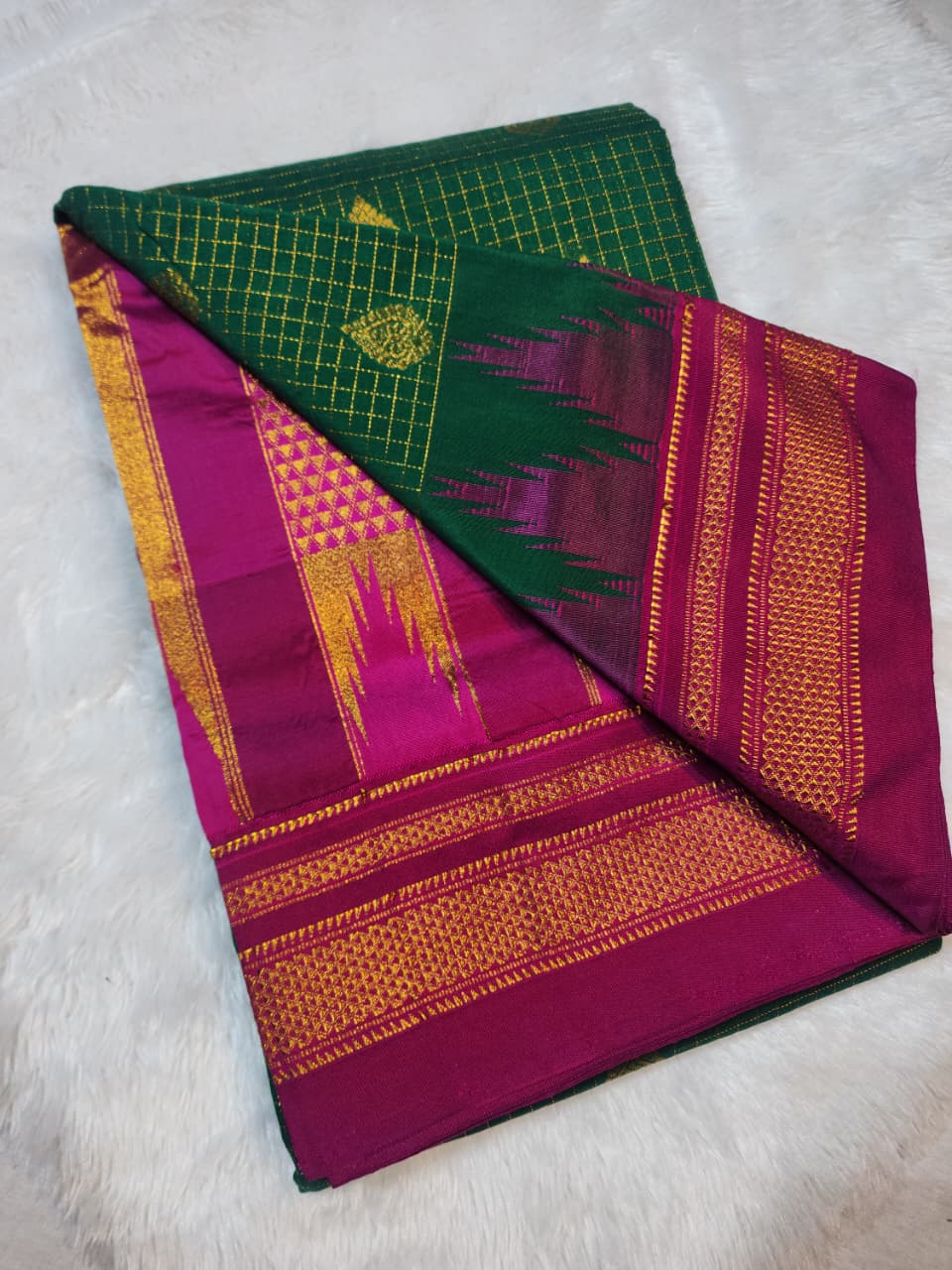 Emerald Green Ilkal Checks Butta Saree with Magenta Zari Border