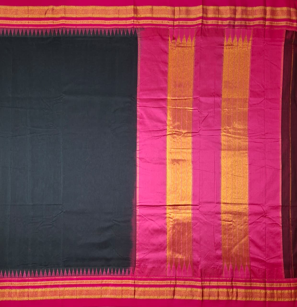 Classic Black Mini Gadwal Ilkal Saree with Rani Pink Chikki Paras Border