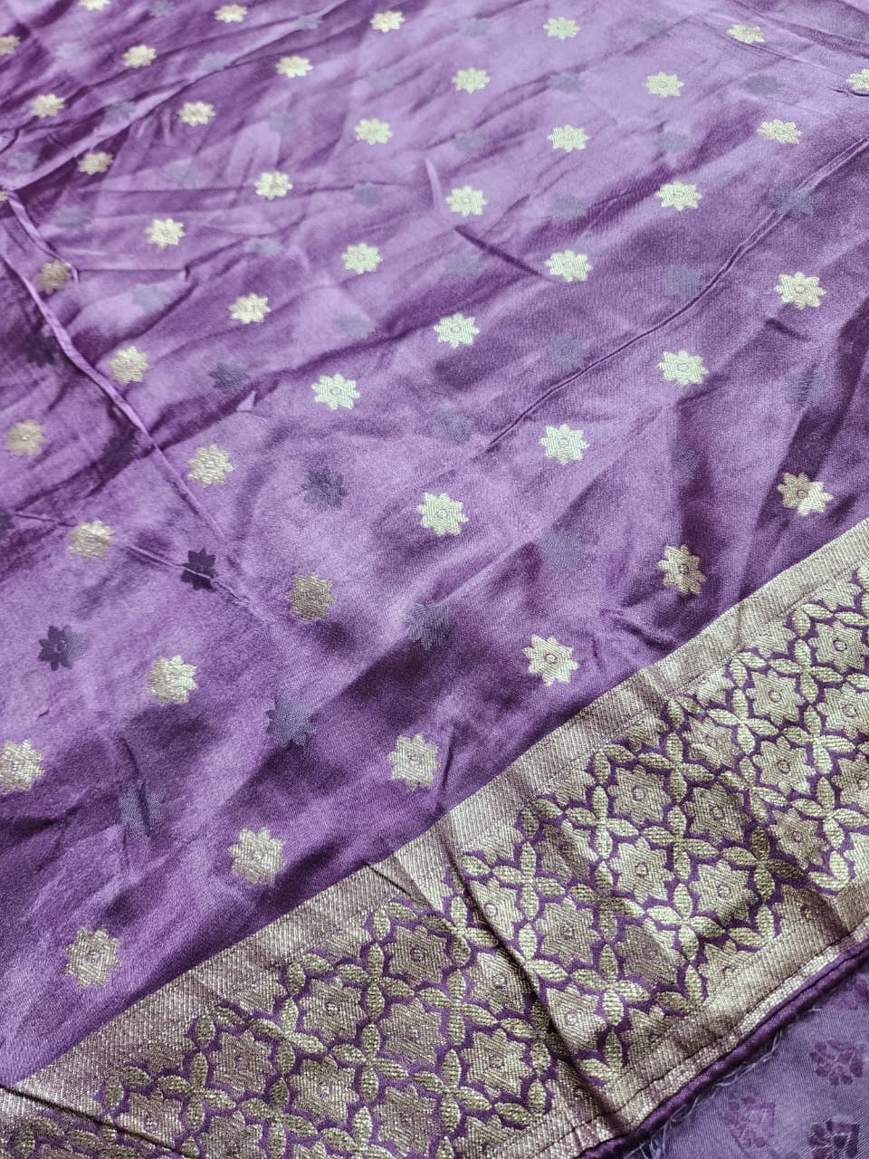 Royal Purple Bandhani-Style Zari Work Saree with Elephant Motif Border