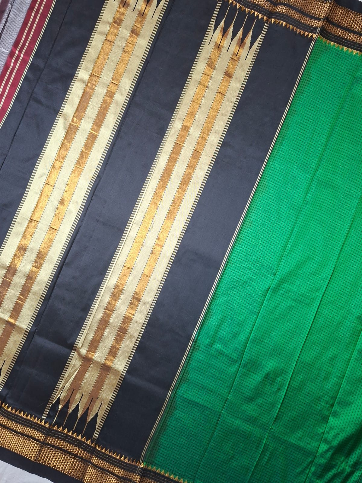 Green-Black Ragavali Checks- Ilkal Silk