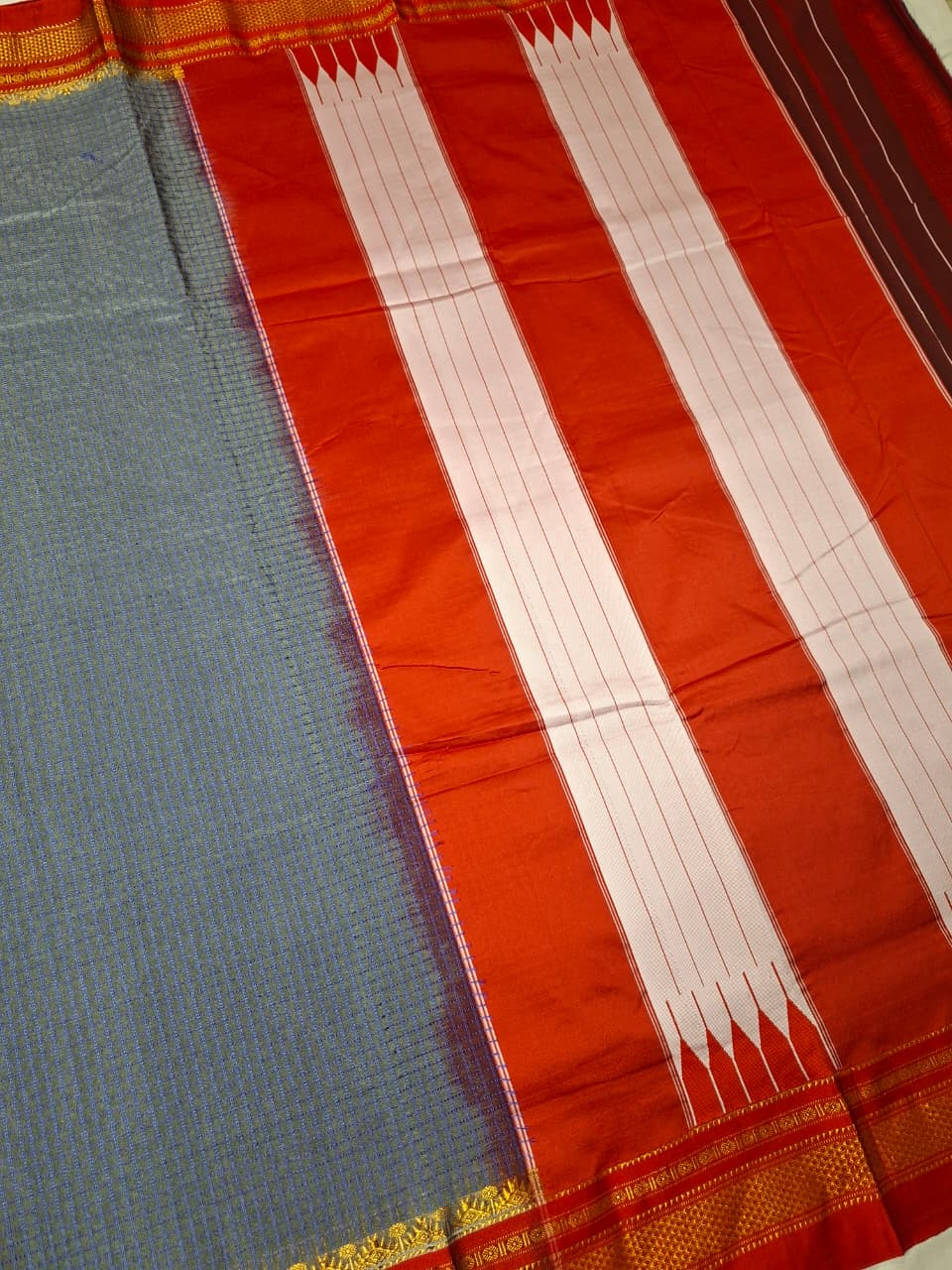 Steel Grey thread chaduranga Ilkal with Gadwal Vermilion Red Border