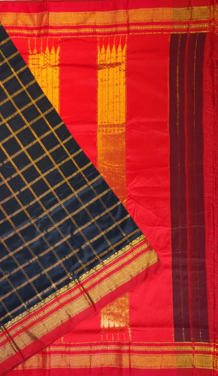 Elegant Black  Big Jari Checks Ilkal Saree