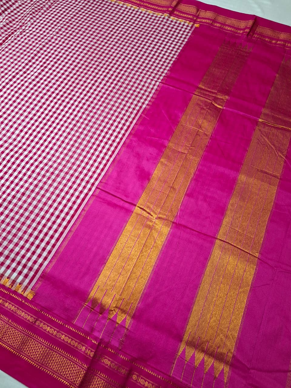 Pink & White Ilkal mini Checks Saree with Rich Pallu