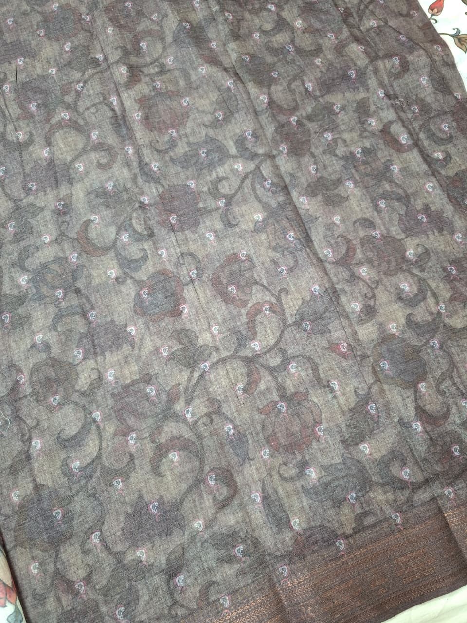 Off White & Brown Cotton- flower Kalamkari Saree