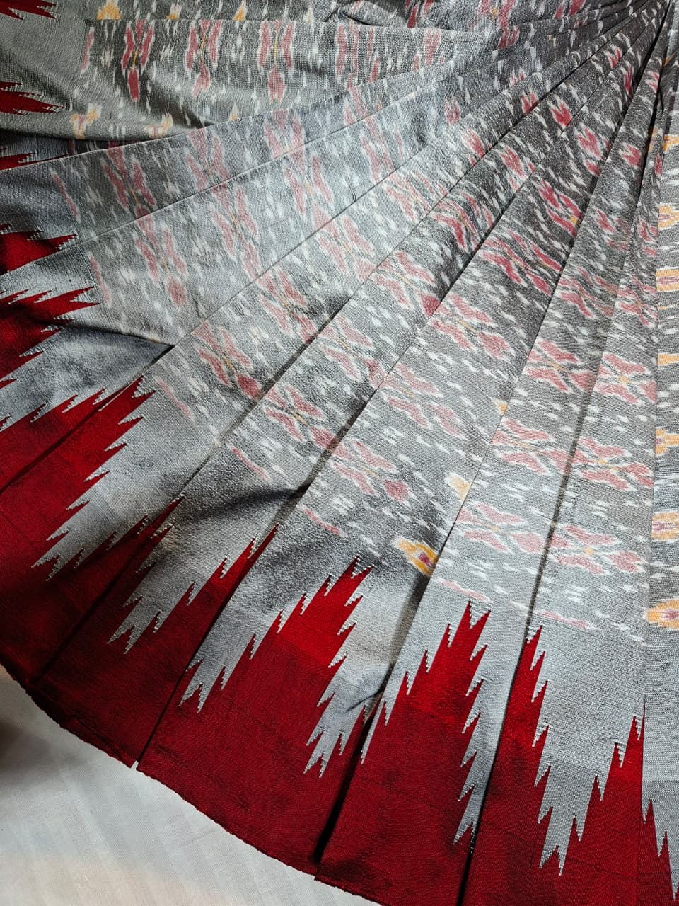 Ash handloom pure silk fusion Ilkal- Ikkat with Maroon Kanchi border