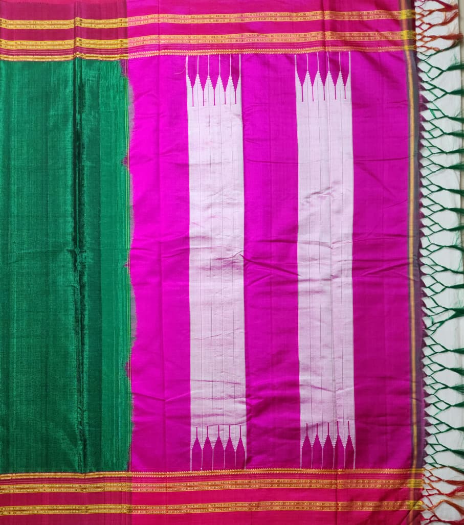 Emerald Green Ilkal Cotton Handloom Saree with Gayathri Plain Border