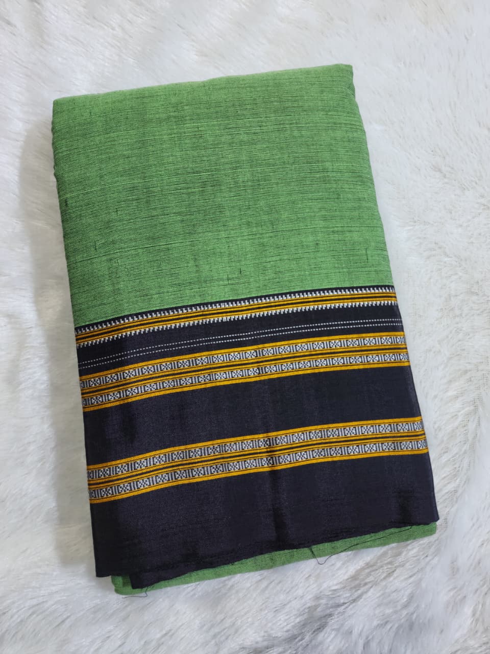 Fresh green Ilkal Cotton Handloom Saree with Silk Pallu