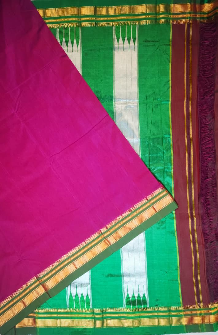 Magenta Ilkal Plain Cotton Saree with Thode Paras Border & Silk Pallu