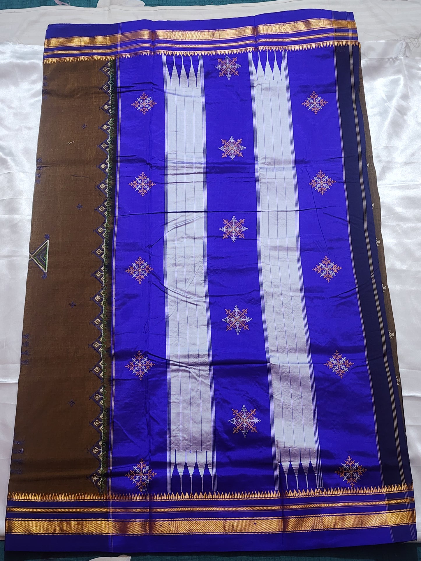 Brown Blue Ilkal Silk Saree with Kasuti Motifs