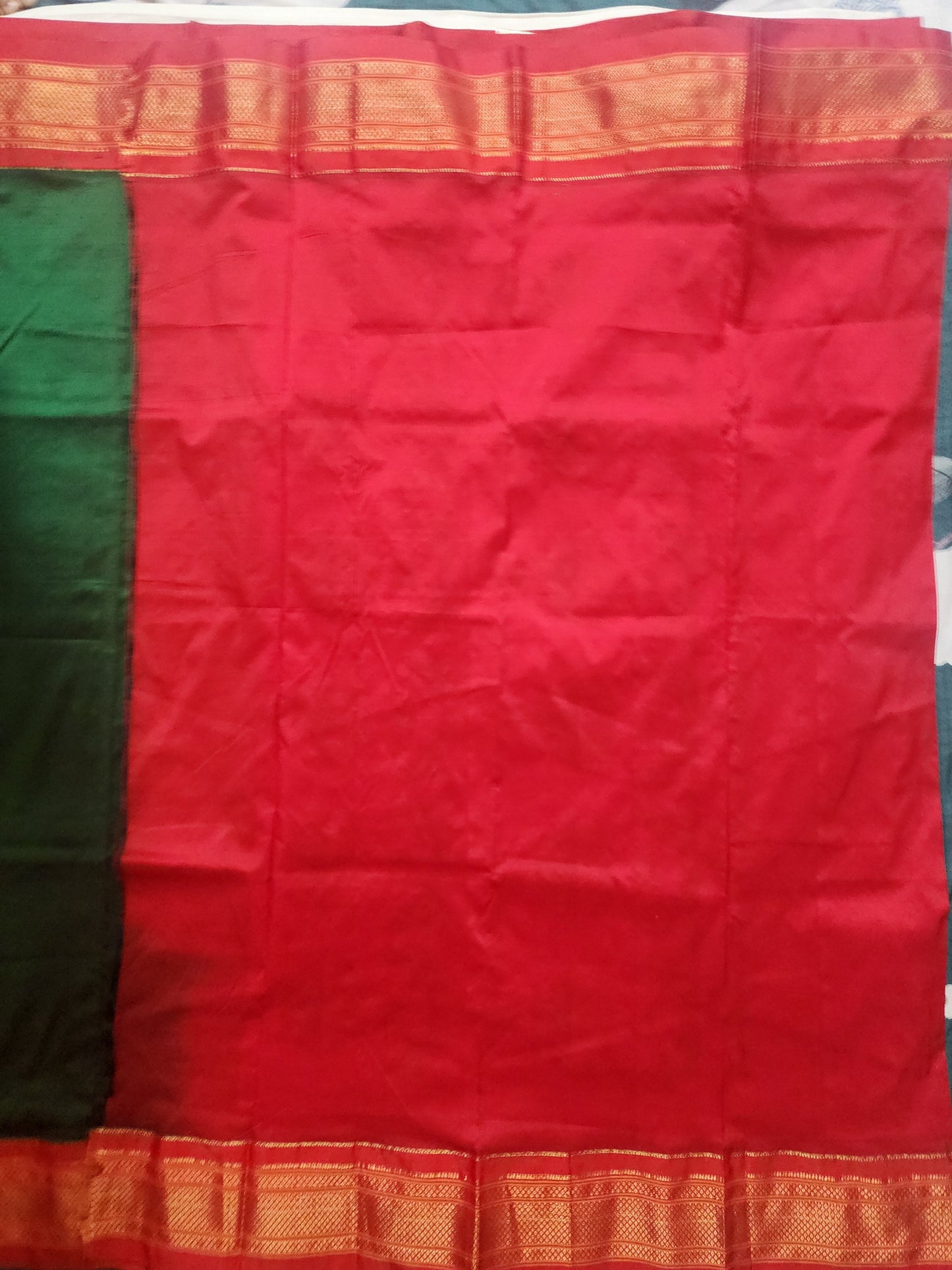 Green-Red-Paithani-silk