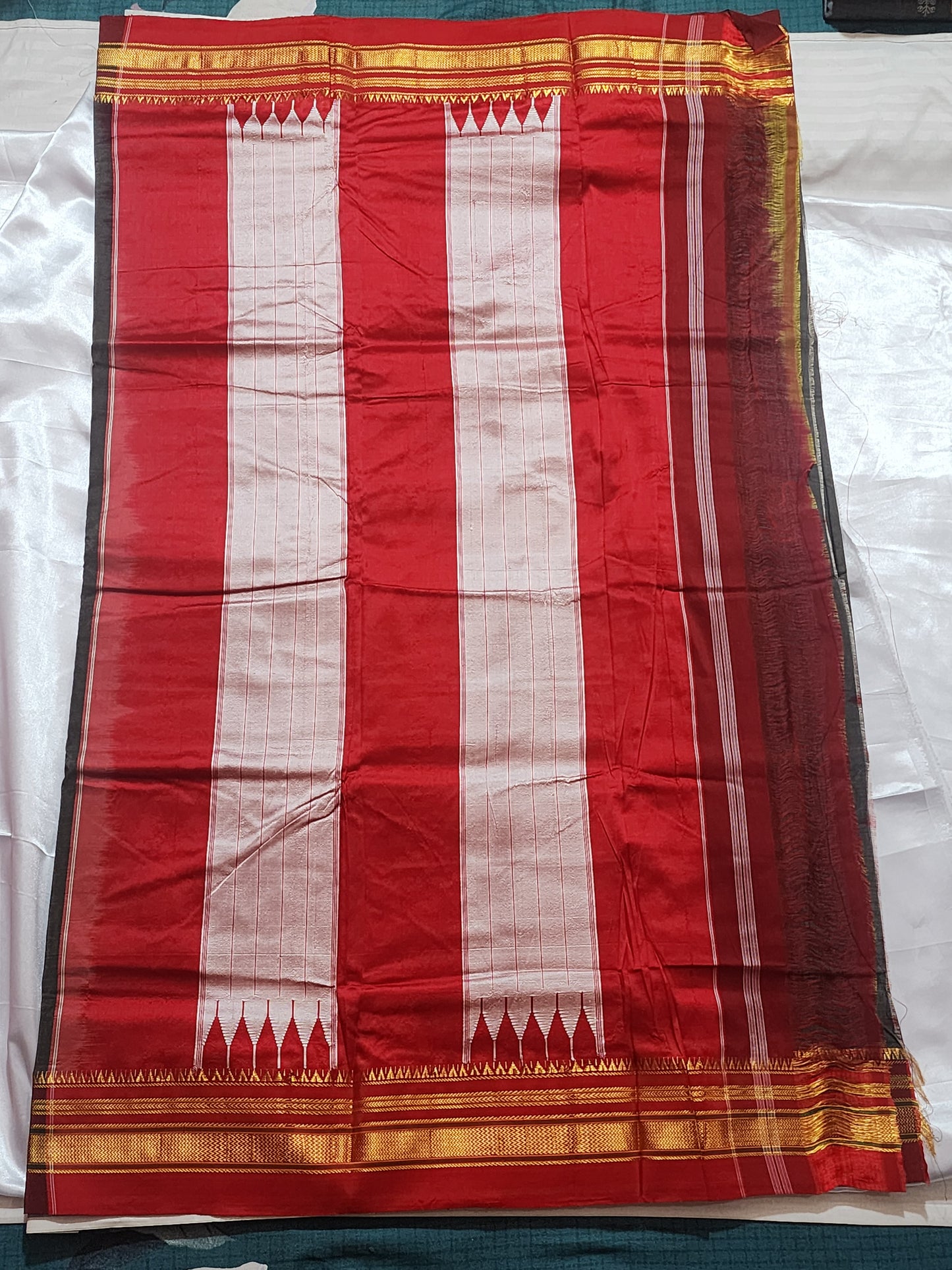 Grey Maroon Ilkal Silk Saree