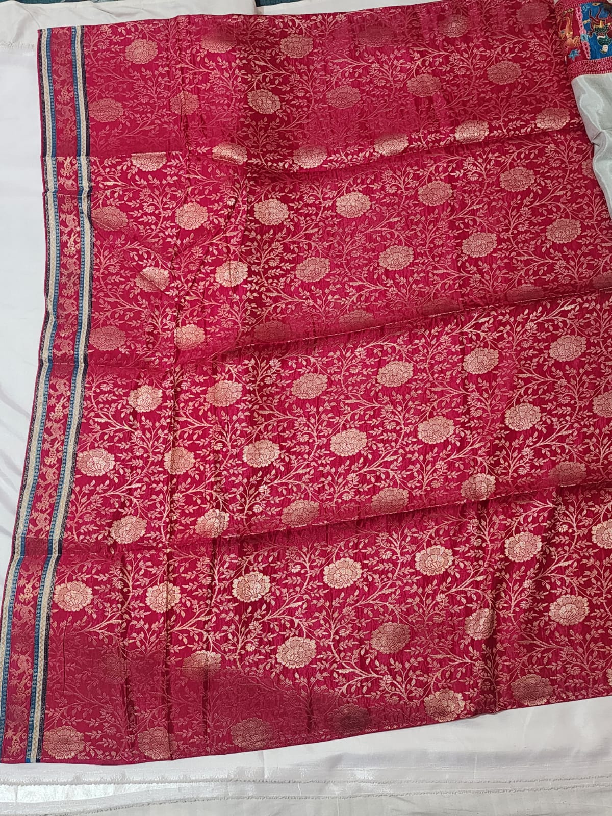 Multicolour with a Cream BaseDola Silk Saree