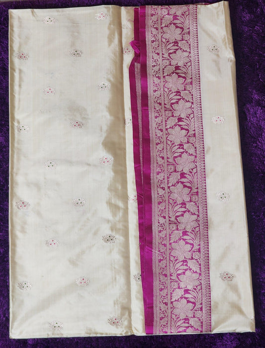 Beige Banarasi Silk Saree with Subtle Golden and Pink Motifs