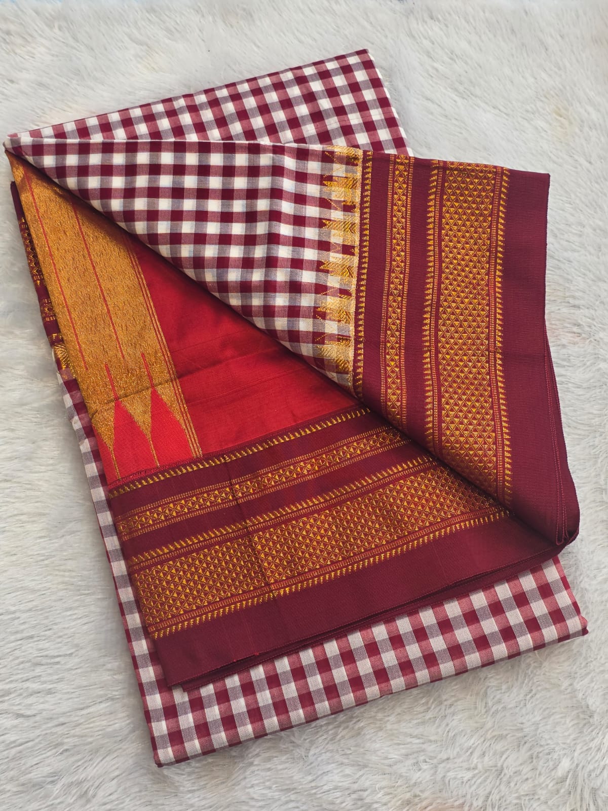 maroon and White Ilkal mini Checks Saree with Rich Pallu