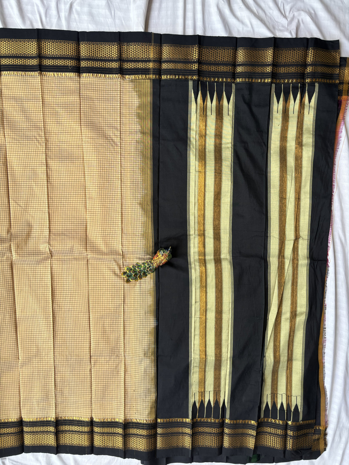 Beige-Black Ragavalli Checks- Ilkal Silk