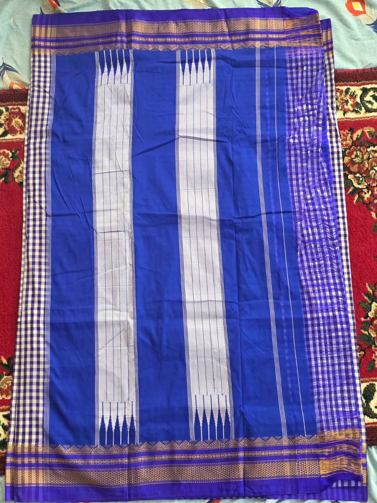 Classic navy blue & White Ilkal Mini Checks Saree