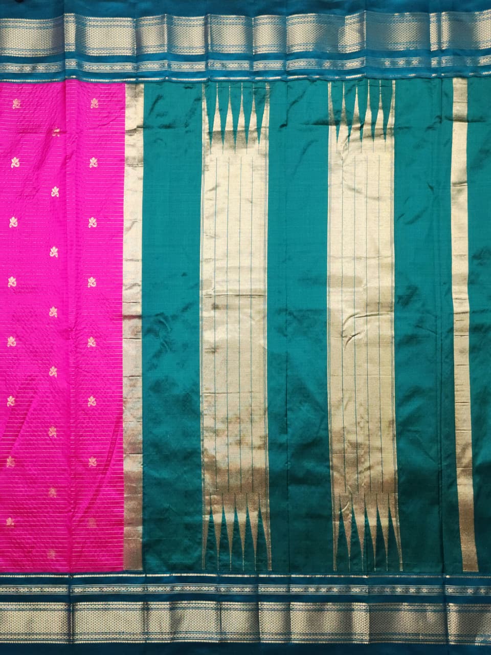 Rani Pink Gadwal Pure Ilkal Silk Saree with - Small Necklace Butta