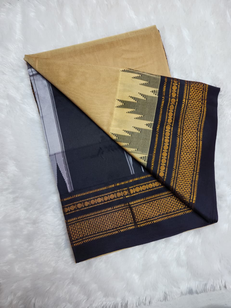 Beige & Black Tana Gadawal Ilkal Cotton Saree