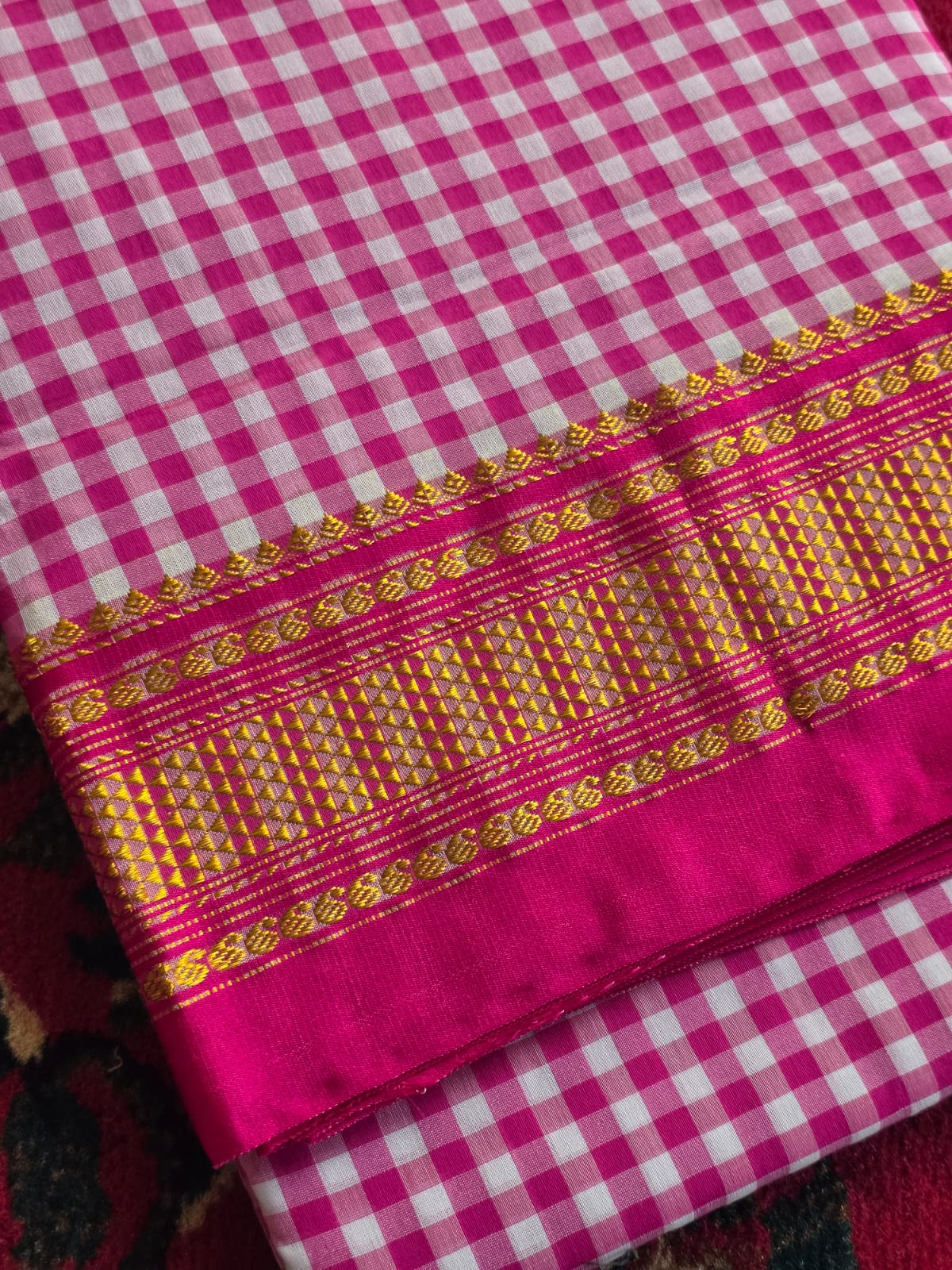 Classic pink & White Ilkal Mini Checks Saree
