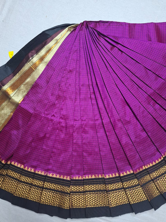 Pink-Black Ragavalli Checks- Ilkal Silk