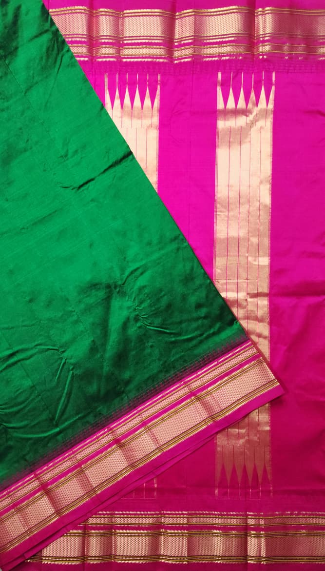 Emerald Green Gadwal Ilkal Pure Silk Saree with Small Regular Temple Border