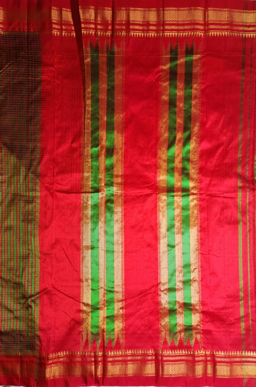 red green Checks Gadwal Ilkal Silk Saree