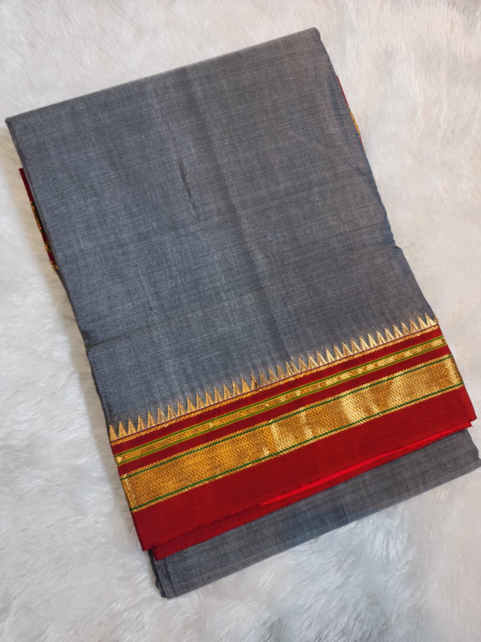 Ash Grey Ilkal Plain Cotton Saree with Thode Paras Border & Silk Pallu