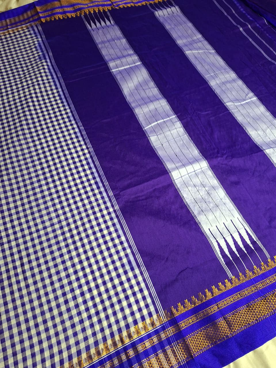 Royal Blue & White Ilkal Mini Checks Saree